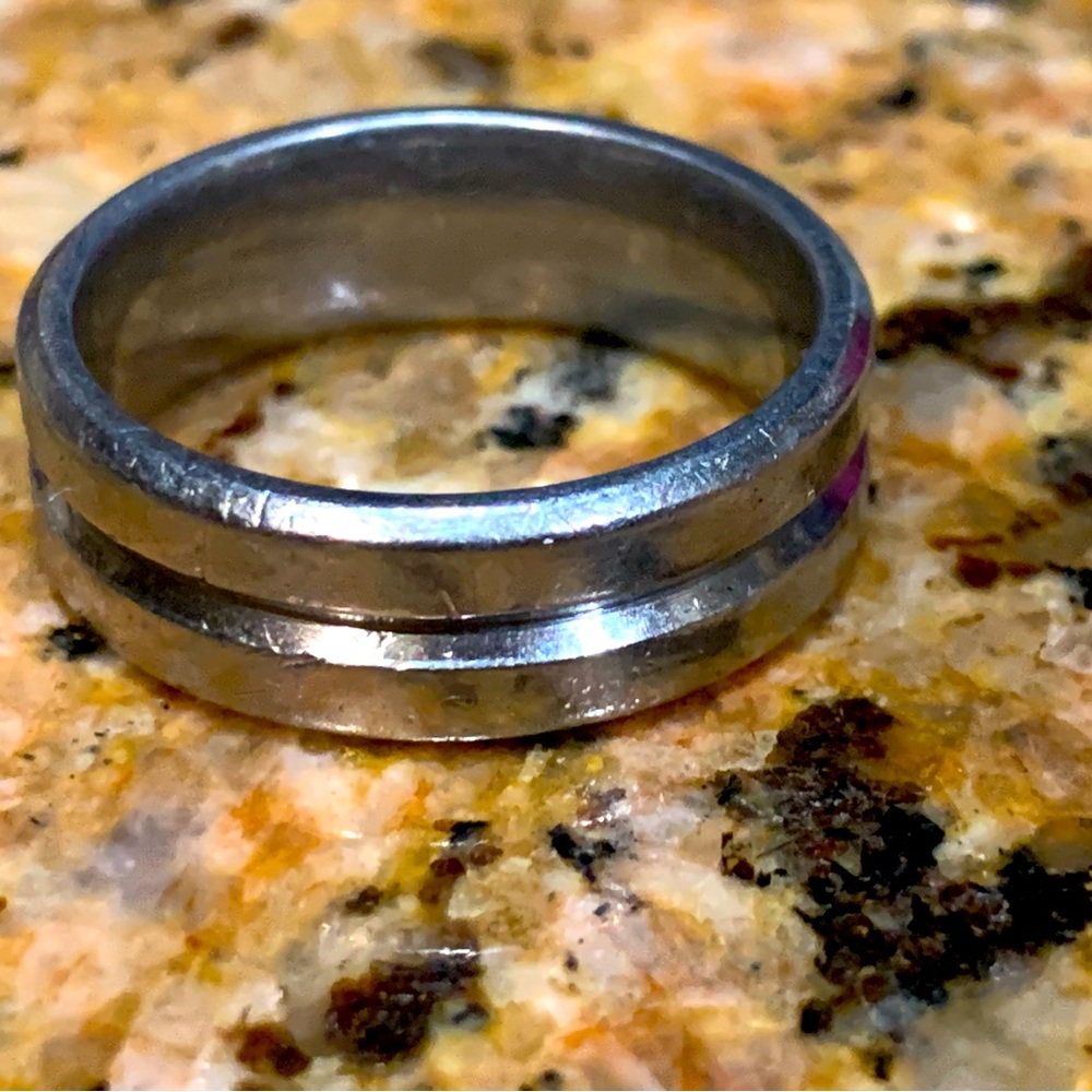 - Elegant wedding or fashionable Men's Ring, must have! Unique design!